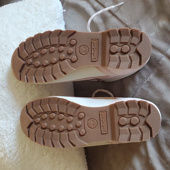 Women's Timberland hiker boots - Picture 3 of 5